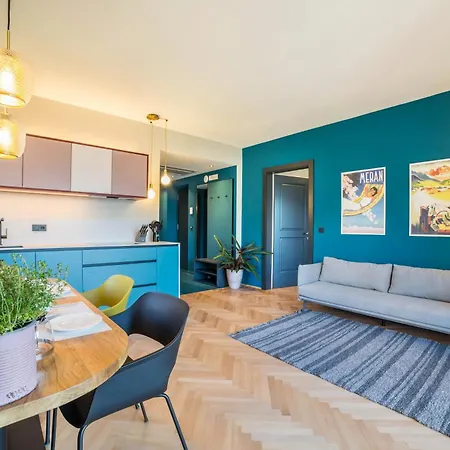 Rosa Unterschoeberlehof - Eliza * Merano