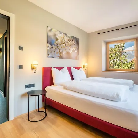 Rosa Unterschoeberlehof - Eliza Daire