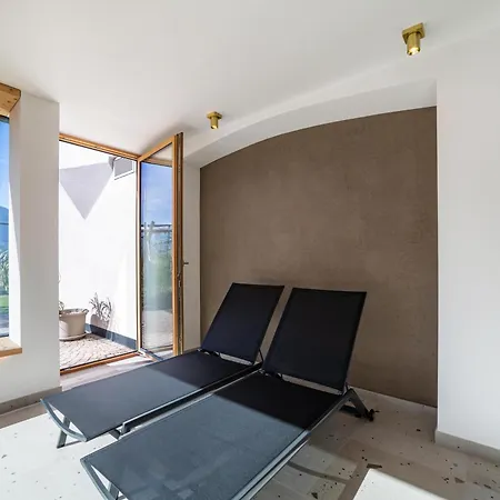 Rosa Unterschoeberlehof - Eliza * Merano