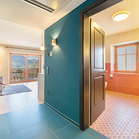 Rosa Unterschoeberlehof - Eliza * Merano