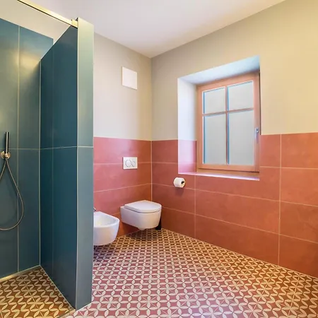 Rosa Unterschoeberlehof - Eliza * Merano