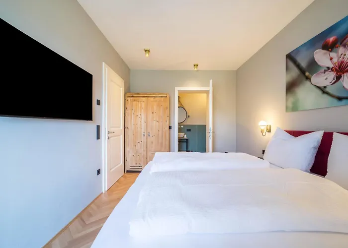 Rosa Unterschoeberlehof - Eliza 公寓